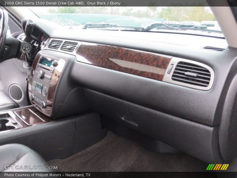 Onyx Black / Ebony 2009 GMC Sierra 1500 Denali Crew Cab AWD
