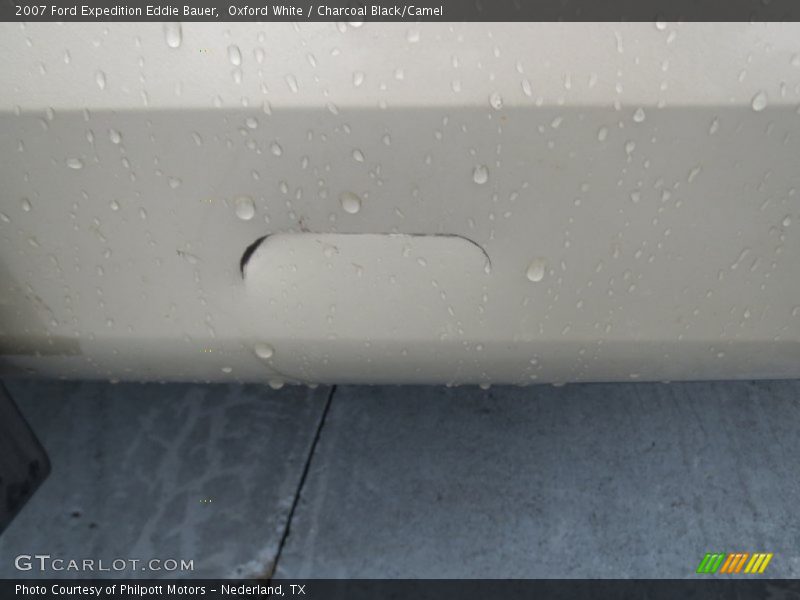 Oxford White / Charcoal Black/Camel 2007 Ford Expedition Eddie Bauer