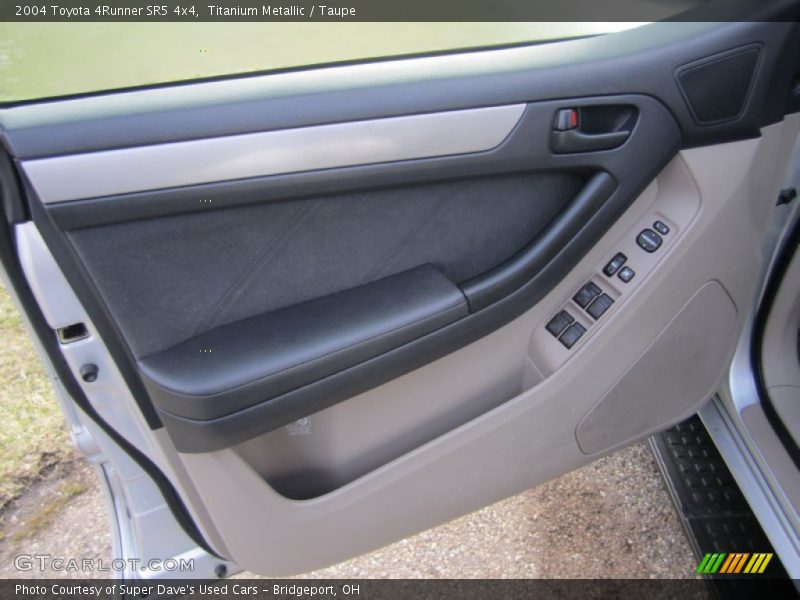 Titanium Metallic / Taupe 2004 Toyota 4Runner SR5 4x4