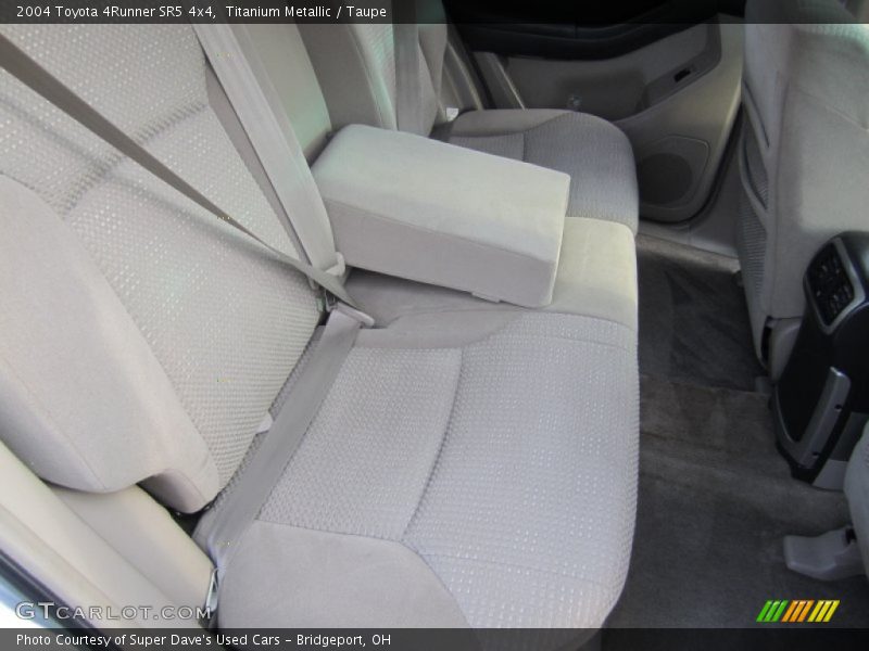 Titanium Metallic / Taupe 2004 Toyota 4Runner SR5 4x4