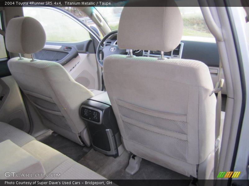 Titanium Metallic / Taupe 2004 Toyota 4Runner SR5 4x4