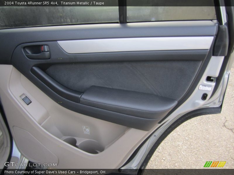Titanium Metallic / Taupe 2004 Toyota 4Runner SR5 4x4