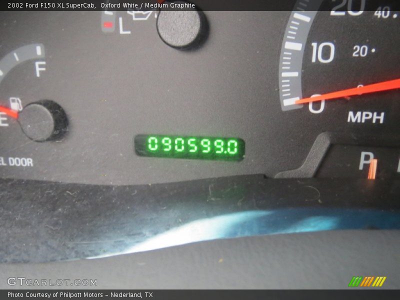 Oxford White / Medium Graphite 2002 Ford F150 XL SuperCab