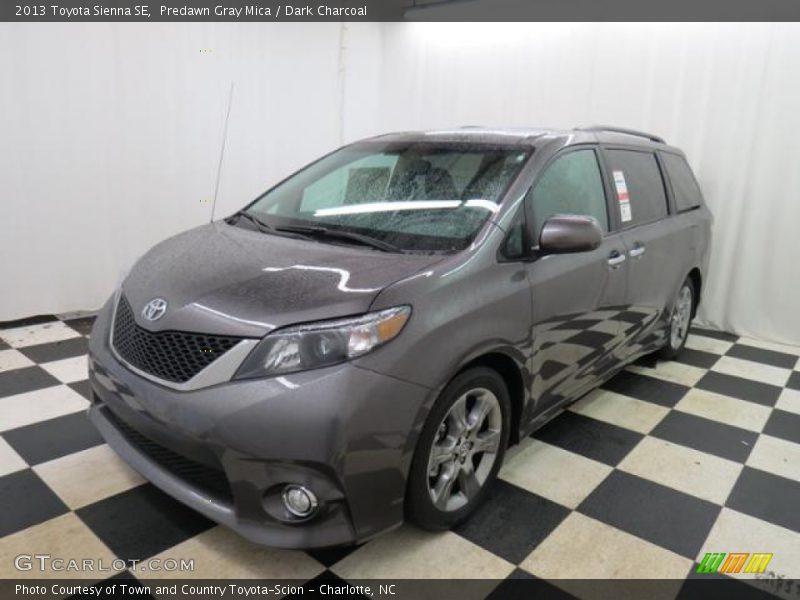 Predawn Gray Mica / Dark Charcoal 2013 Toyota Sienna SE