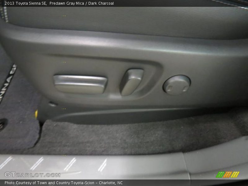 Predawn Gray Mica / Dark Charcoal 2013 Toyota Sienna SE