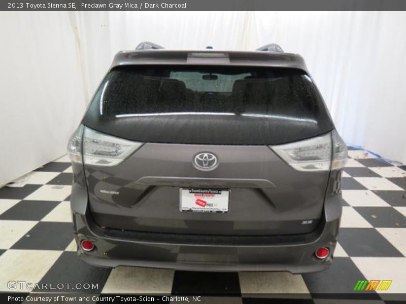 Predawn Gray Mica / Dark Charcoal 2013 Toyota Sienna SE
