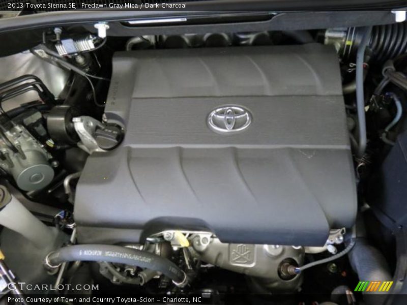 Predawn Gray Mica / Dark Charcoal 2013 Toyota Sienna SE