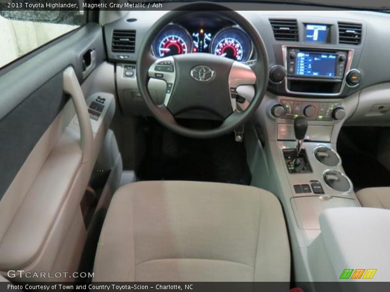 Magnetic Gray Metallic / Ash 2013 Toyota Highlander