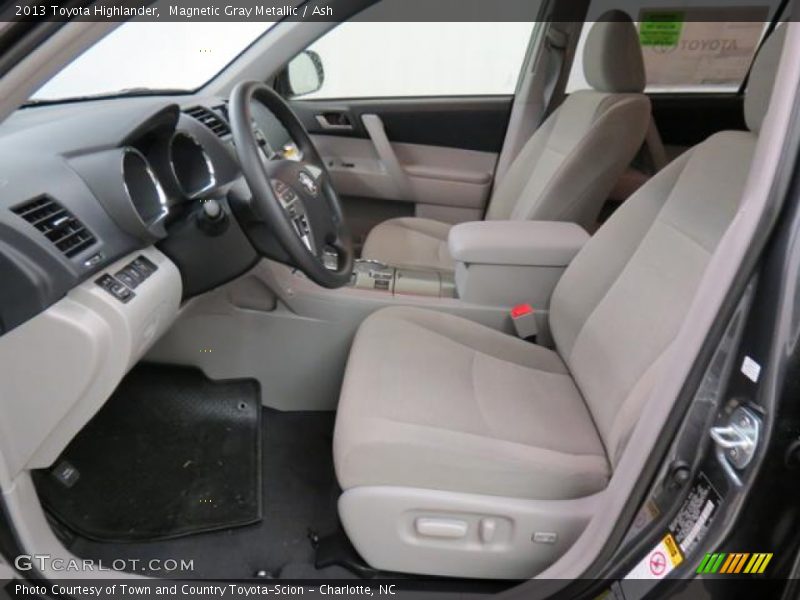 Magnetic Gray Metallic / Ash 2013 Toyota Highlander