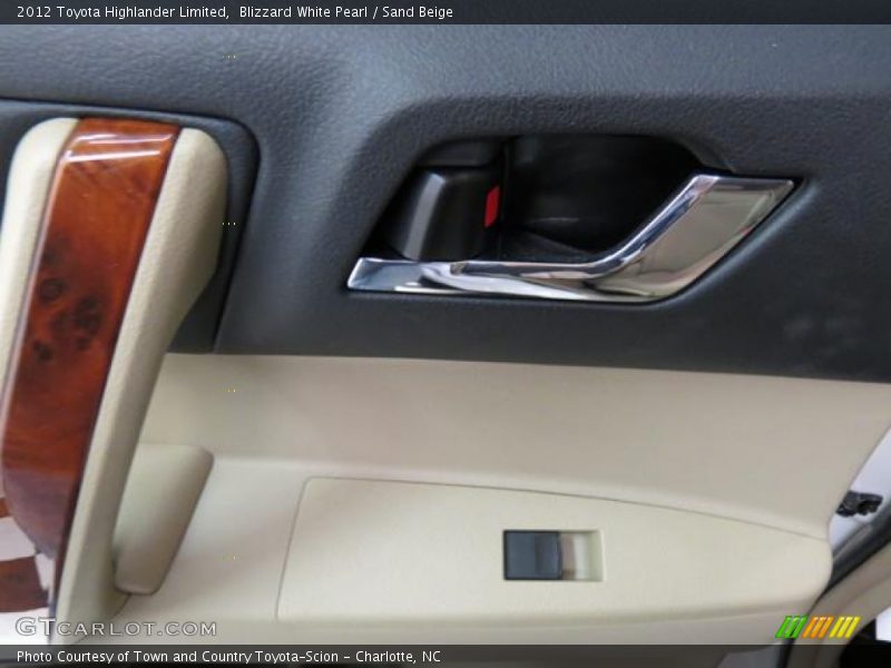 Blizzard White Pearl / Sand Beige 2012 Toyota Highlander Limited