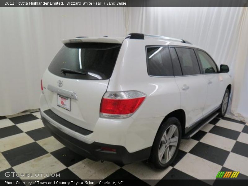 Blizzard White Pearl / Sand Beige 2012 Toyota Highlander Limited