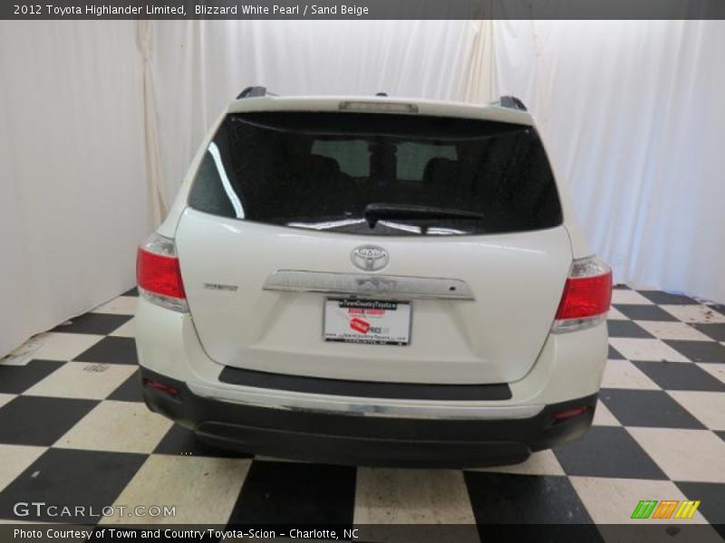 Blizzard White Pearl / Sand Beige 2012 Toyota Highlander Limited