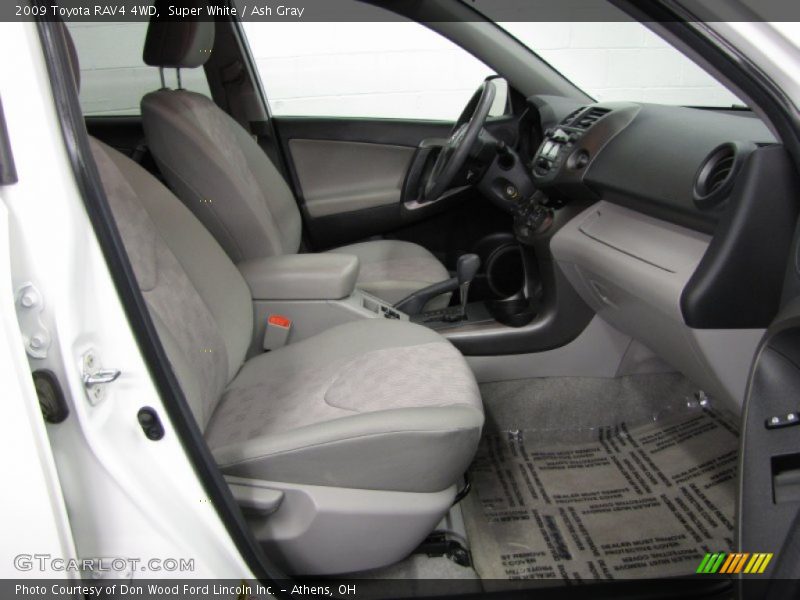Super White / Ash Gray 2009 Toyota RAV4 4WD