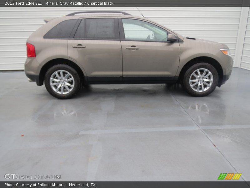 Mineral Gray Metallic / Charcoal Black 2013 Ford Edge SEL
