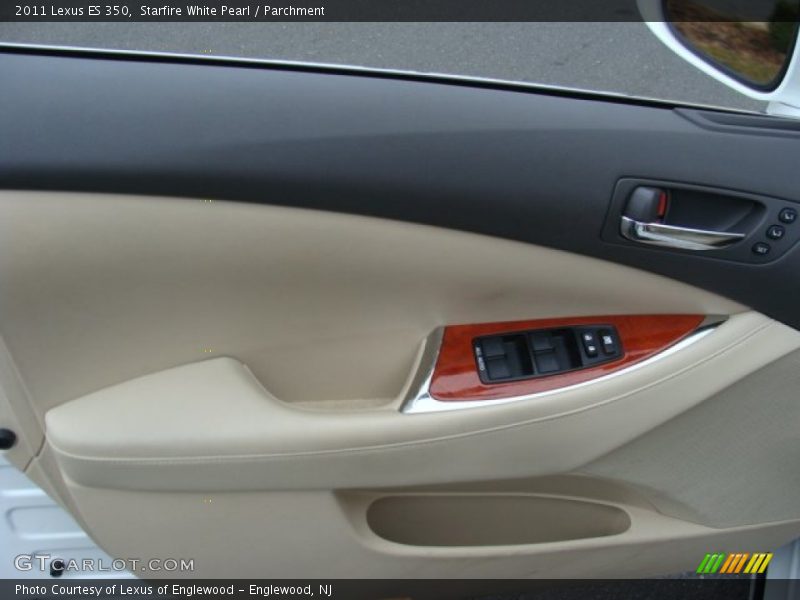 Starfire White Pearl / Parchment 2011 Lexus ES 350