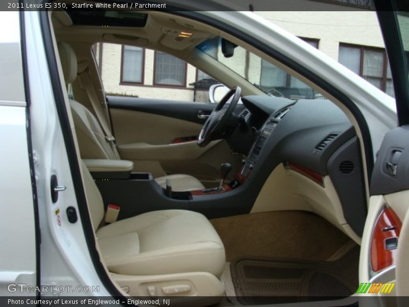 Starfire White Pearl / Parchment 2011 Lexus ES 350
