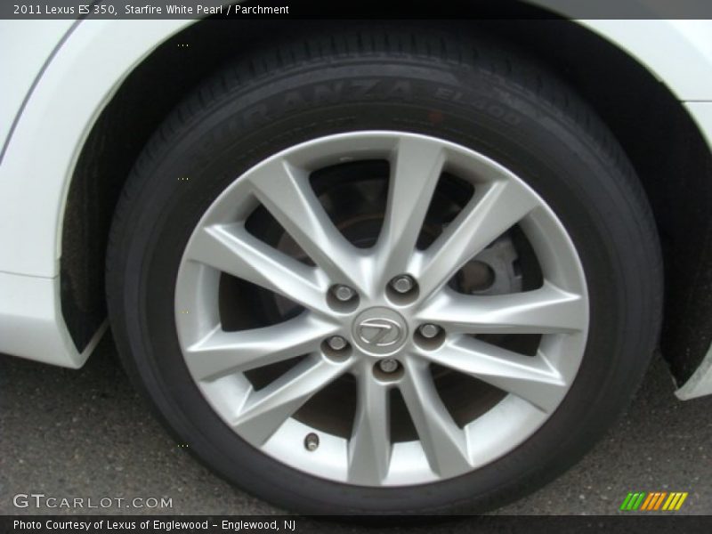 Starfire White Pearl / Parchment 2011 Lexus ES 350