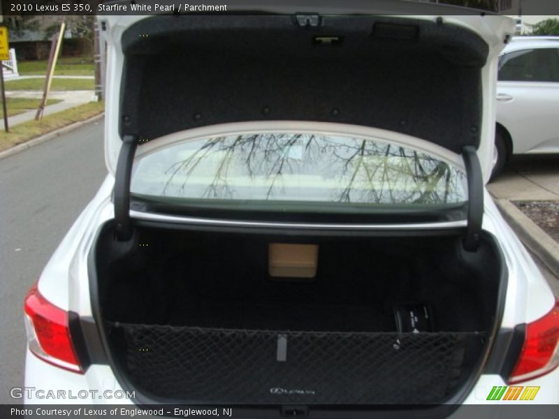 Starfire White Pearl / Parchment 2010 Lexus ES 350