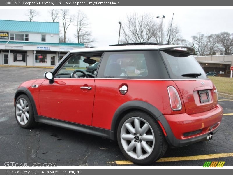 Chili Red / Space Grey/Panther Black 2005 Mini Cooper S Hardtop