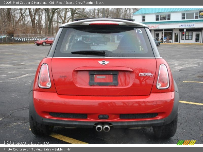 Chili Red / Space Grey/Panther Black 2005 Mini Cooper S Hardtop