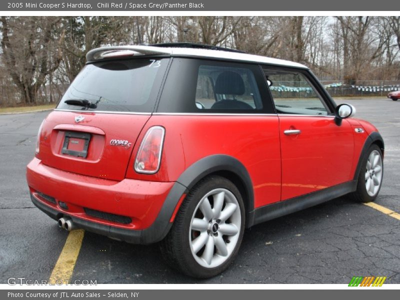 Chili Red / Space Grey/Panther Black 2005 Mini Cooper S Hardtop