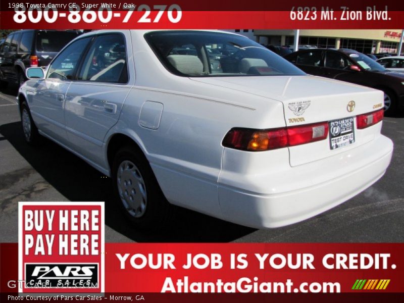 Super White / Oak 1998 Toyota Camry CE
