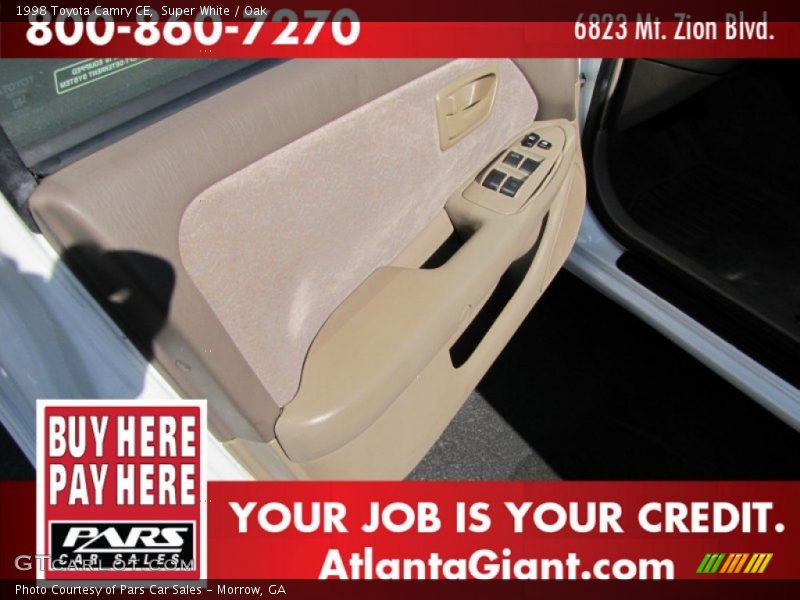 Super White / Oak 1998 Toyota Camry CE