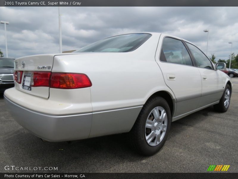 Super White / Gray 2001 Toyota Camry CE