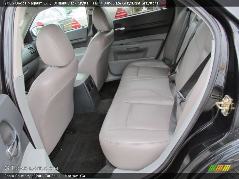 Brilliant Black Crystal Pearl / Dark Slate Gray/Light Graystone 2006 Dodge Magnum SXT