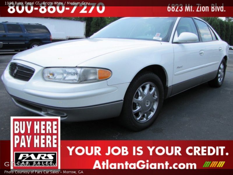 Bright White / Medium Gray 1998 Buick Regal GS