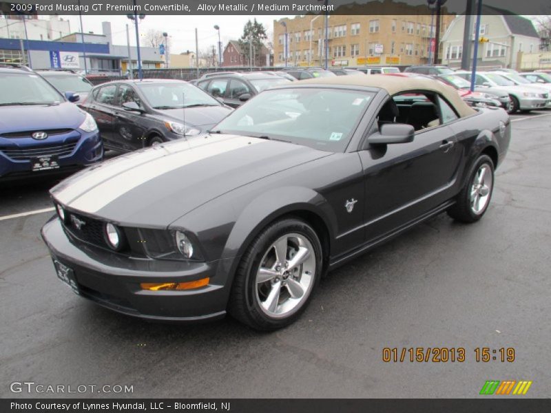 Alloy Metallic / Medium Parchment 2009 Ford Mustang GT Premium Convertible
