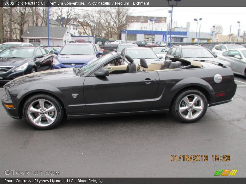 Alloy Metallic / Medium Parchment 2009 Ford Mustang GT Premium Convertible