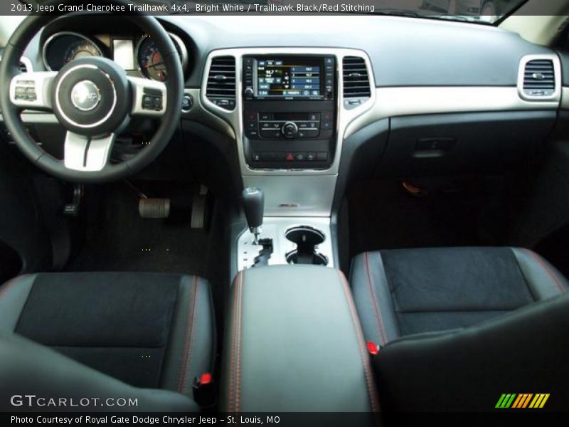 Dashboard of 2013 Grand Cherokee Trailhawk 4x4