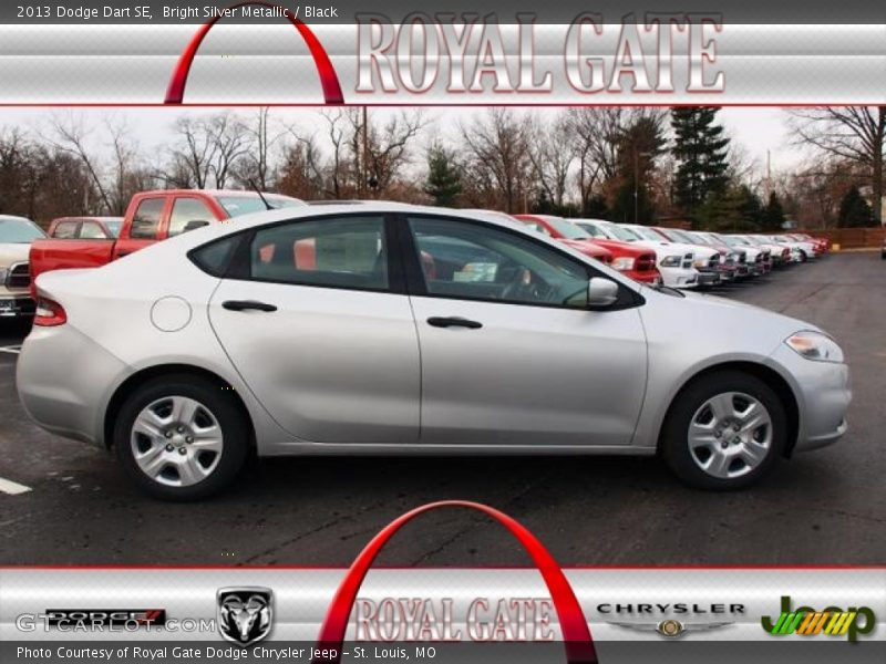 Bright Silver Metallic / Black 2013 Dodge Dart SE