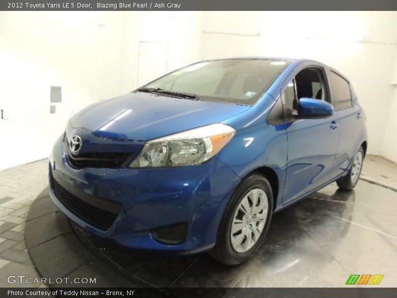 Blazing Blue Pearl / Ash Gray 2012 Toyota Yaris LE 5 Door