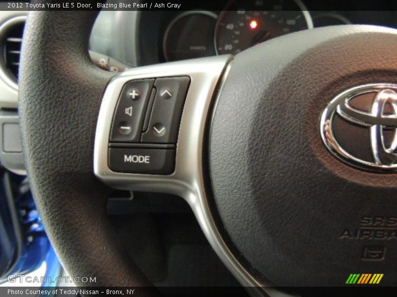 Blazing Blue Pearl / Ash Gray 2012 Toyota Yaris LE 5 Door