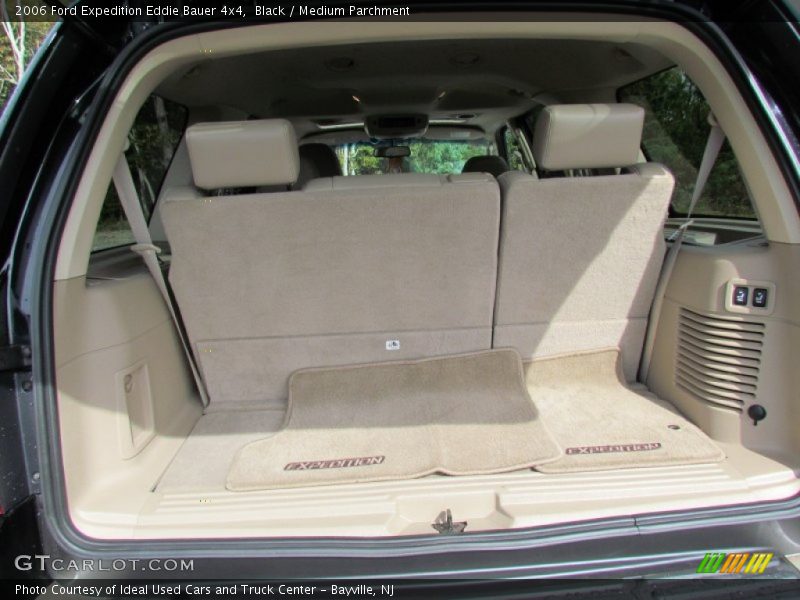Black / Medium Parchment 2006 Ford Expedition Eddie Bauer 4x4