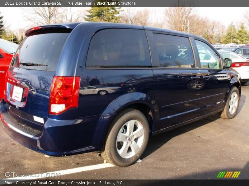 True Blue Pearl / Black/Light Graystone 2013 Dodge Grand Caravan SE