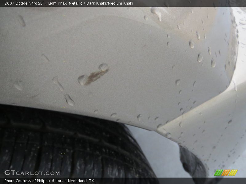 Light Khaki Metallic / Dark Khaki/Medium Khaki 2007 Dodge Nitro SLT