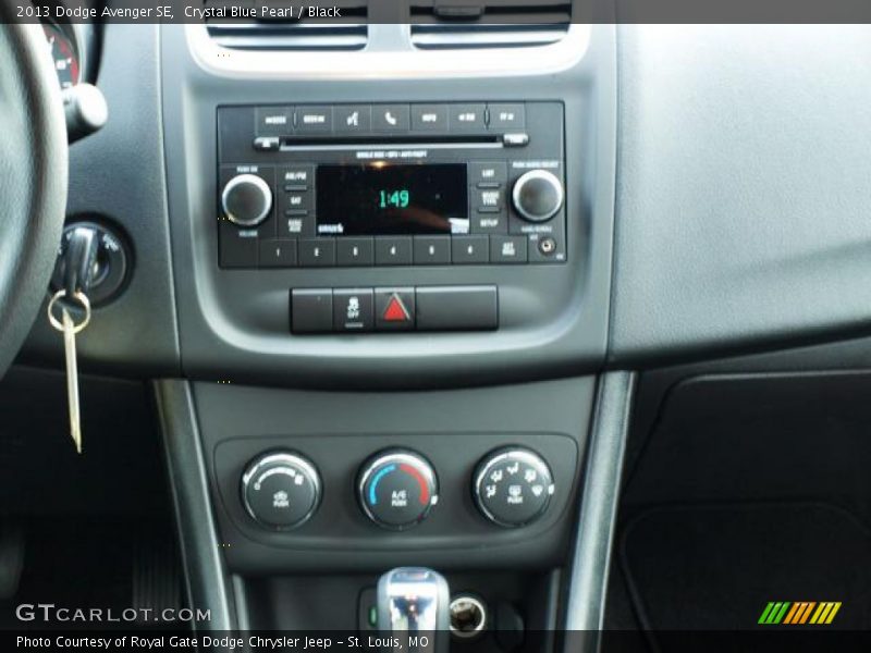 Crystal Blue Pearl / Black 2013 Dodge Avenger SE