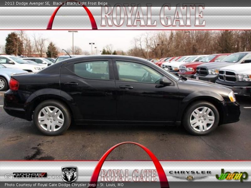 Black / Black/Light Frost Beige 2013 Dodge Avenger SE