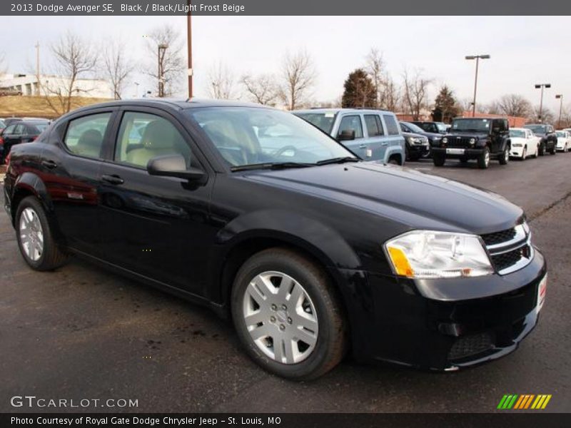 Black / Black/Light Frost Beige 2013 Dodge Avenger SE