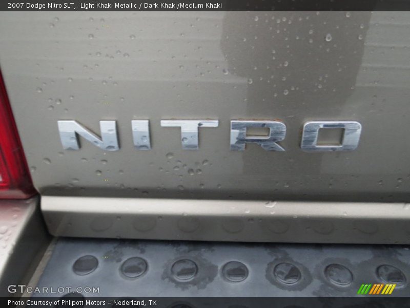 Light Khaki Metallic / Dark Khaki/Medium Khaki 2007 Dodge Nitro SLT