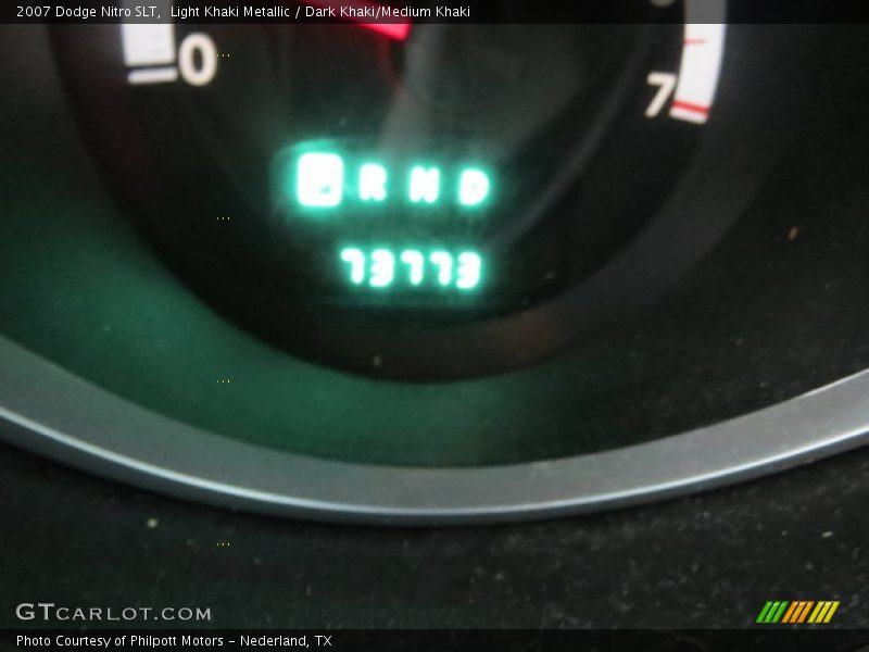 Light Khaki Metallic / Dark Khaki/Medium Khaki 2007 Dodge Nitro SLT