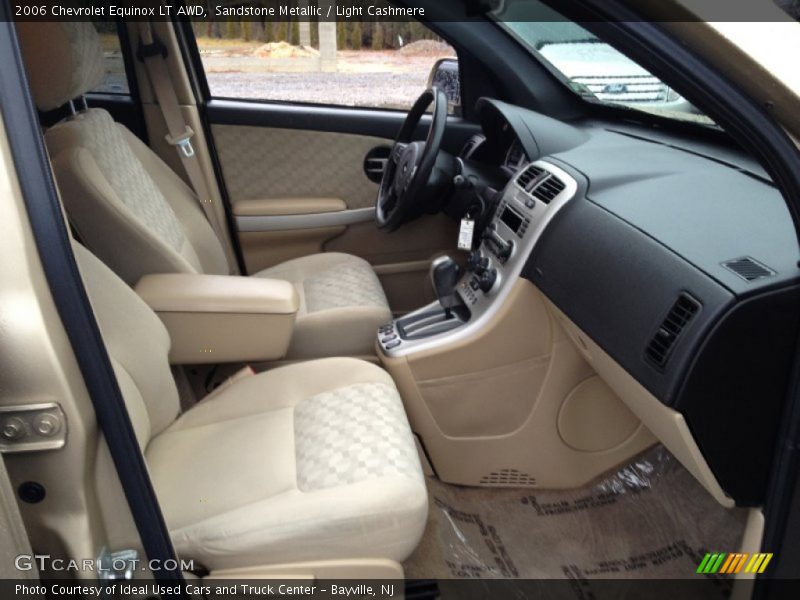 Sandstone Metallic / Light Cashmere 2006 Chevrolet Equinox LT AWD