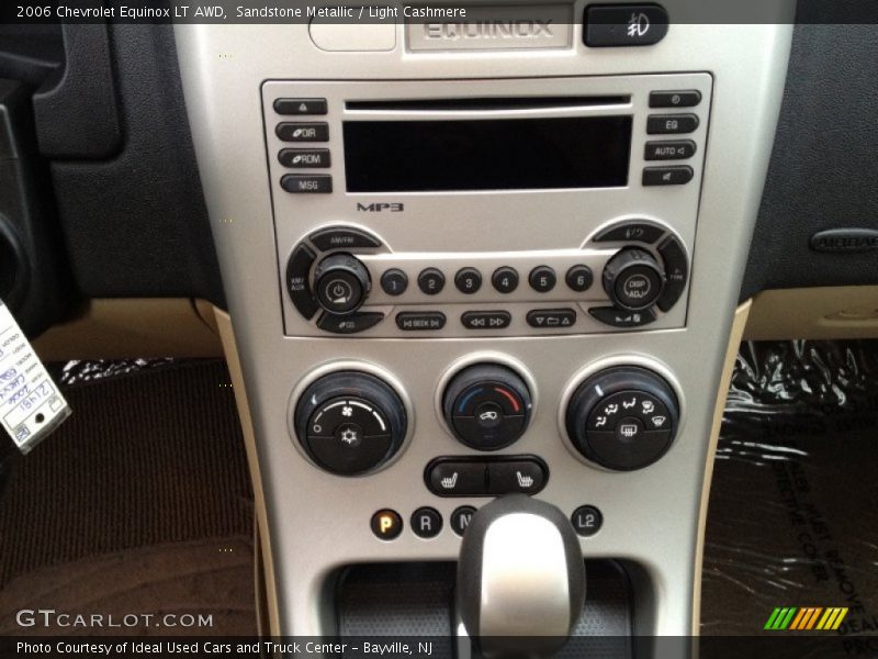 Sandstone Metallic / Light Cashmere 2006 Chevrolet Equinox LT AWD