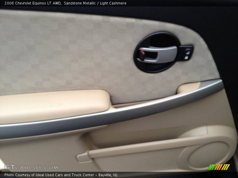 Sandstone Metallic / Light Cashmere 2006 Chevrolet Equinox LT AWD
