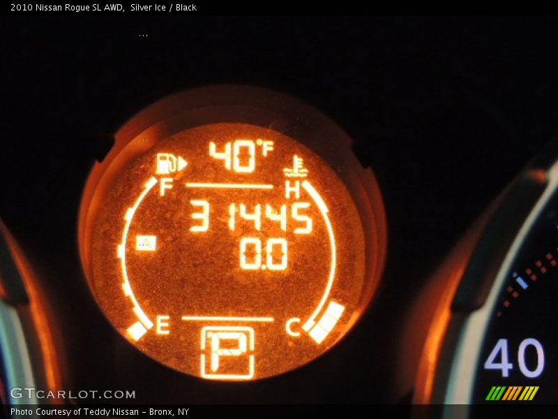 Silver Ice / Black 2010 Nissan Rogue SL AWD