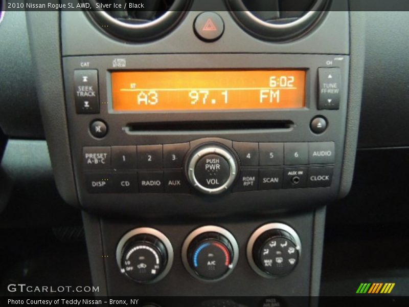Silver Ice / Black 2010 Nissan Rogue SL AWD