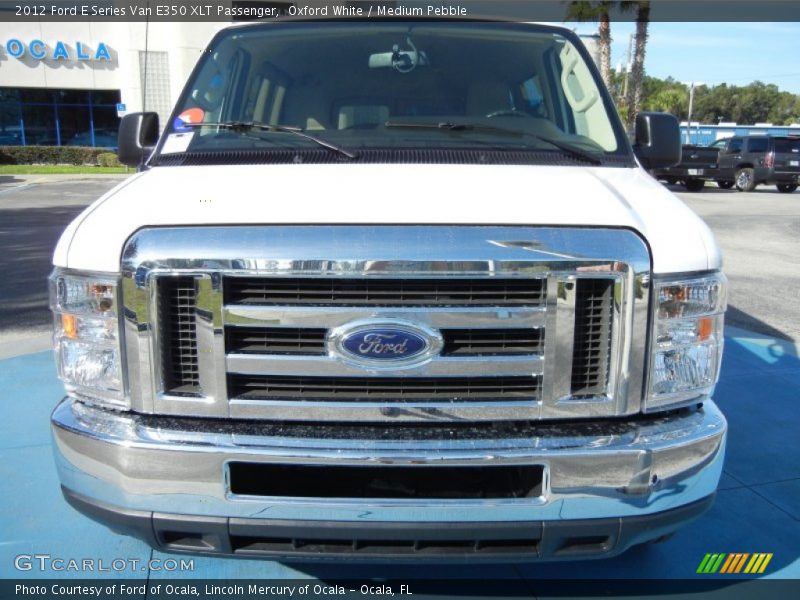 Oxford White / Medium Pebble 2012 Ford E Series Van E350 XLT Passenger